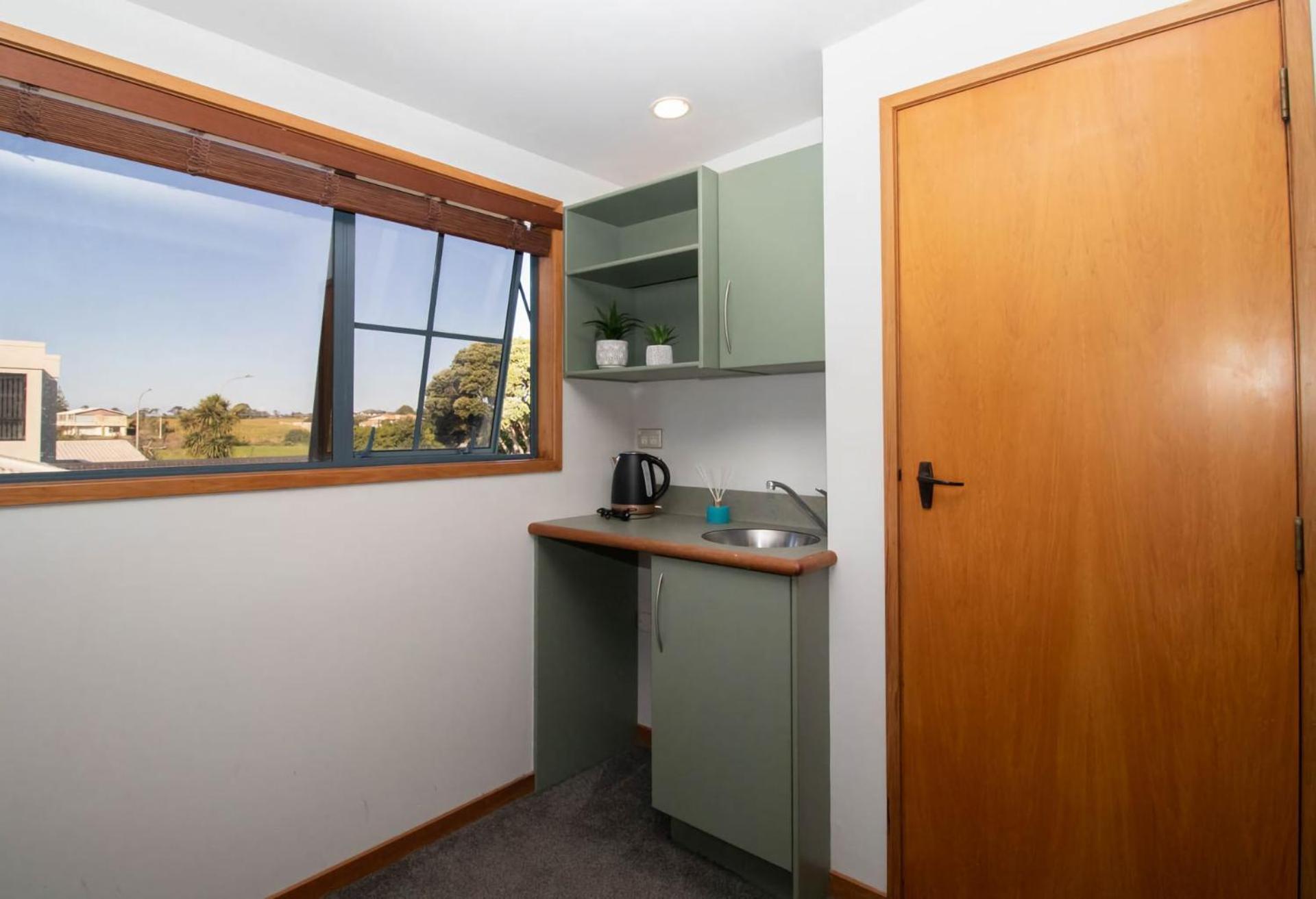 Beachfront Bliss On Wanaka Terrace Support Local Villa New Plymouth Eksteriør billede