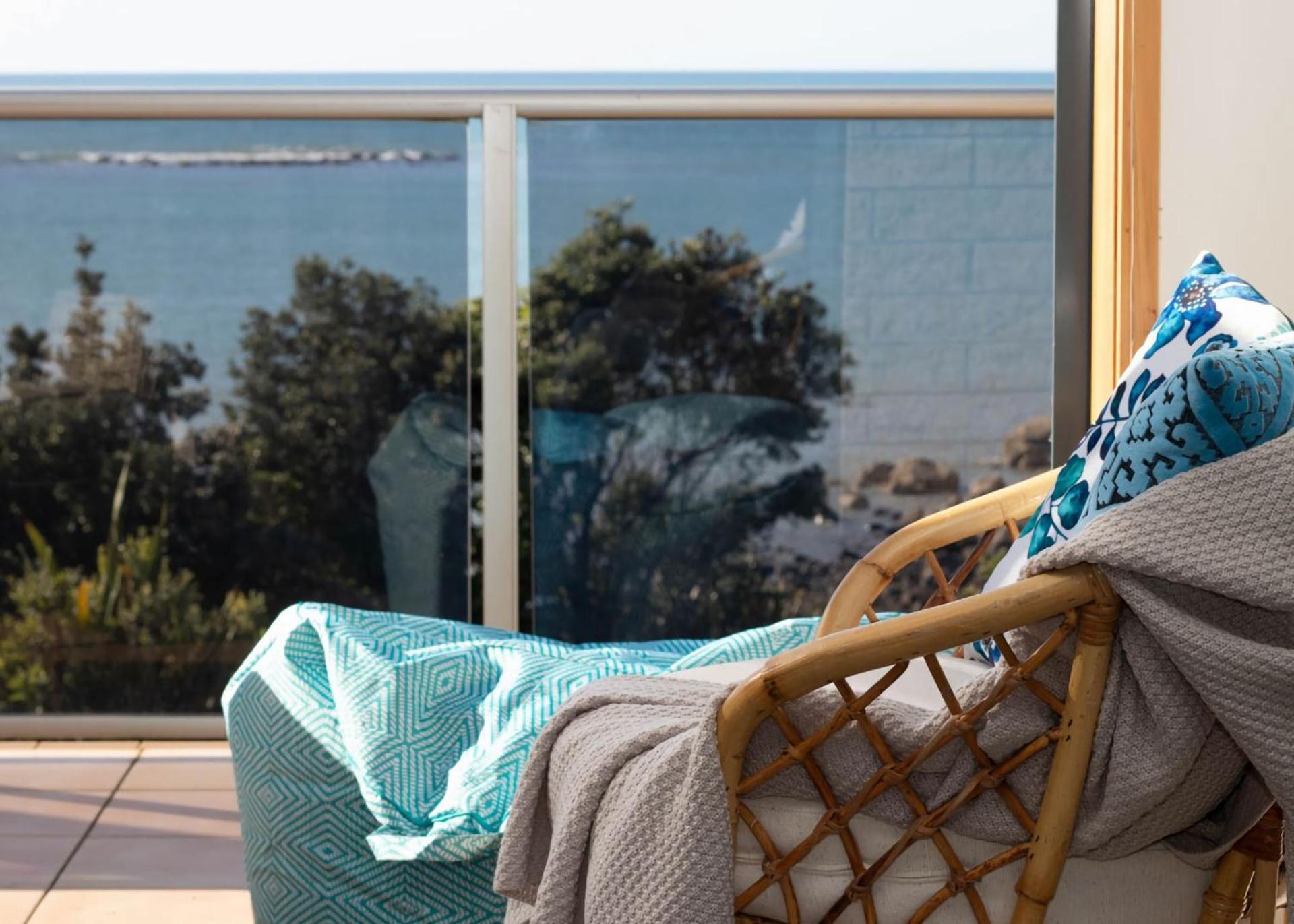 Beachfront Bliss On Wanaka Terrace Support Local Villa New Plymouth Eksteriør billede